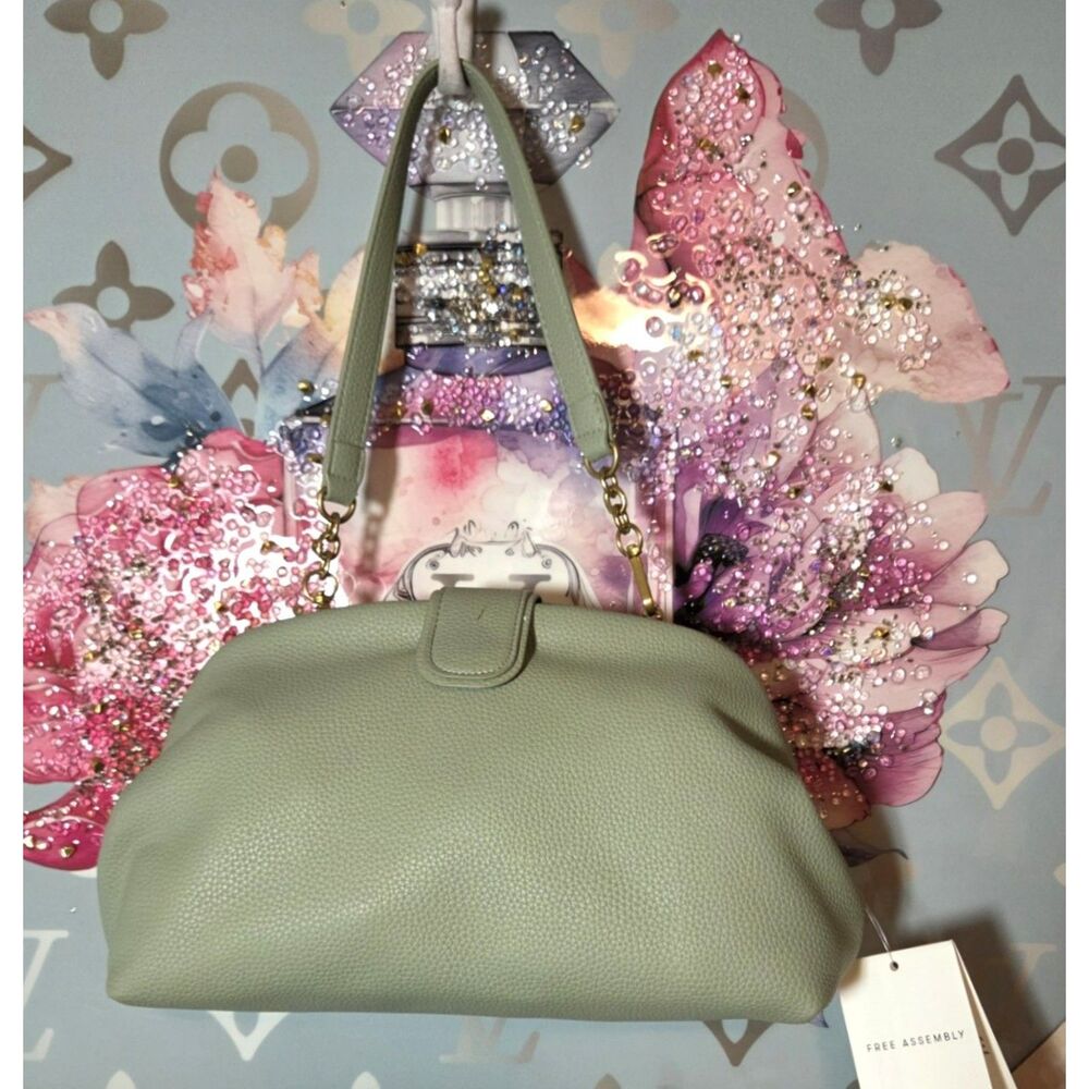 NWT Free Assembly Pebbled Vegan Leather Clam-Top Bag